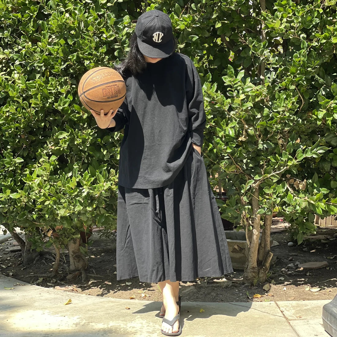 Top Easy black