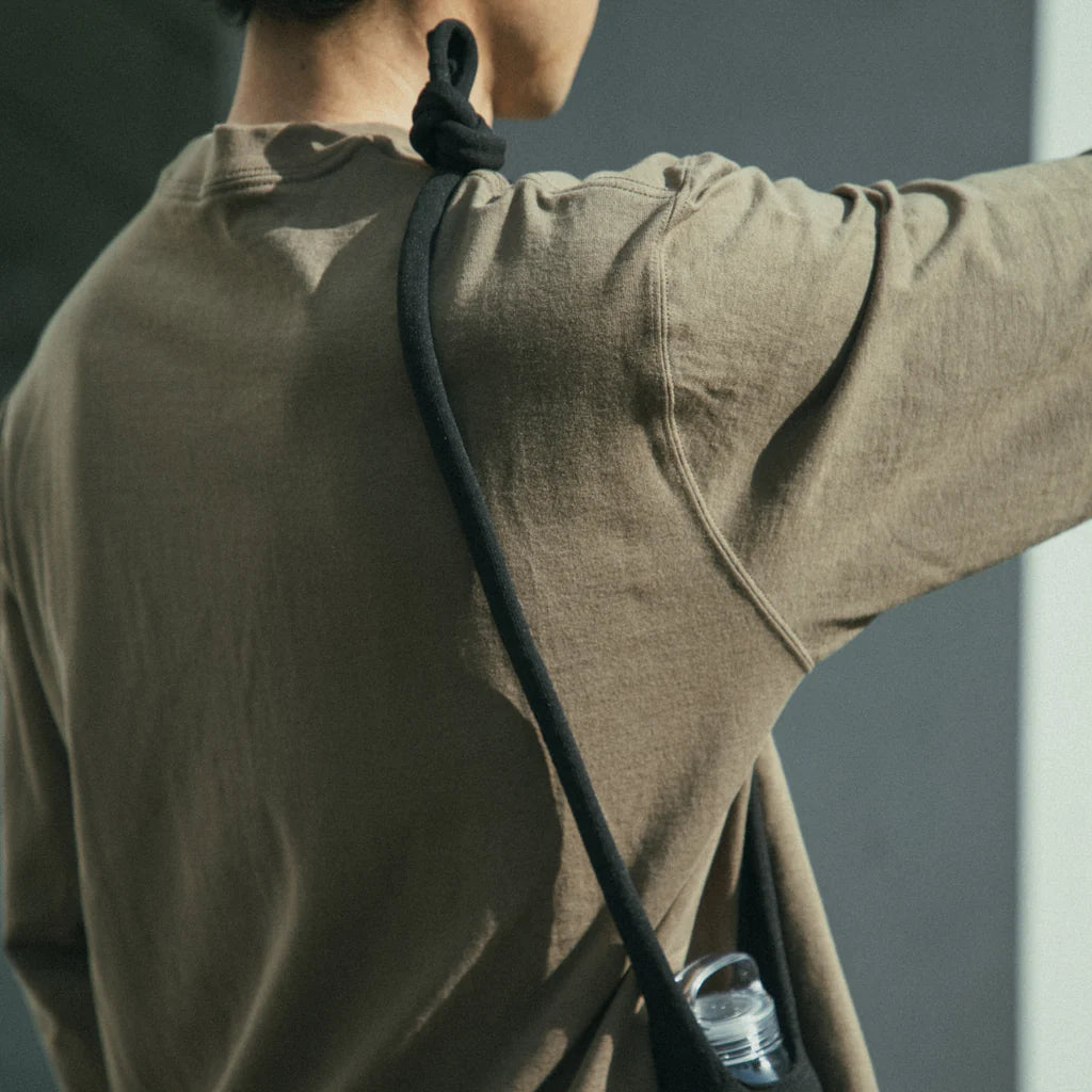 Torba na butelkę Futo Bottle Sling Bag - Black - Kinto