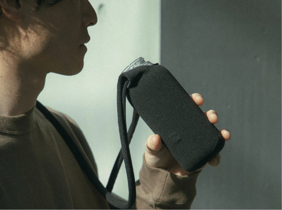 Torba na butelkę Futo Bottle Sling Bag - Black - Kinto