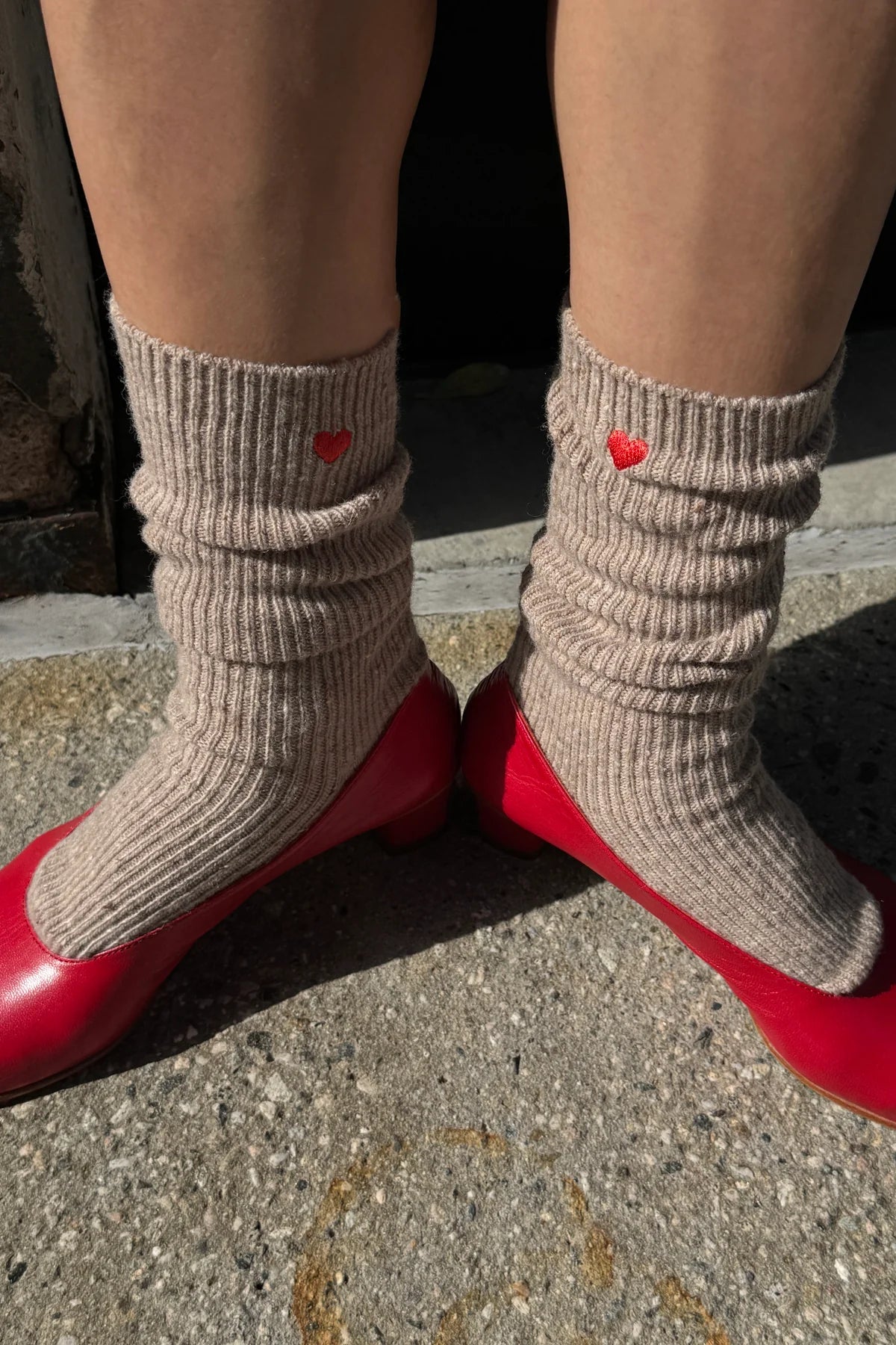 Skarpety Embroidered Snow Socks Tan + Heart