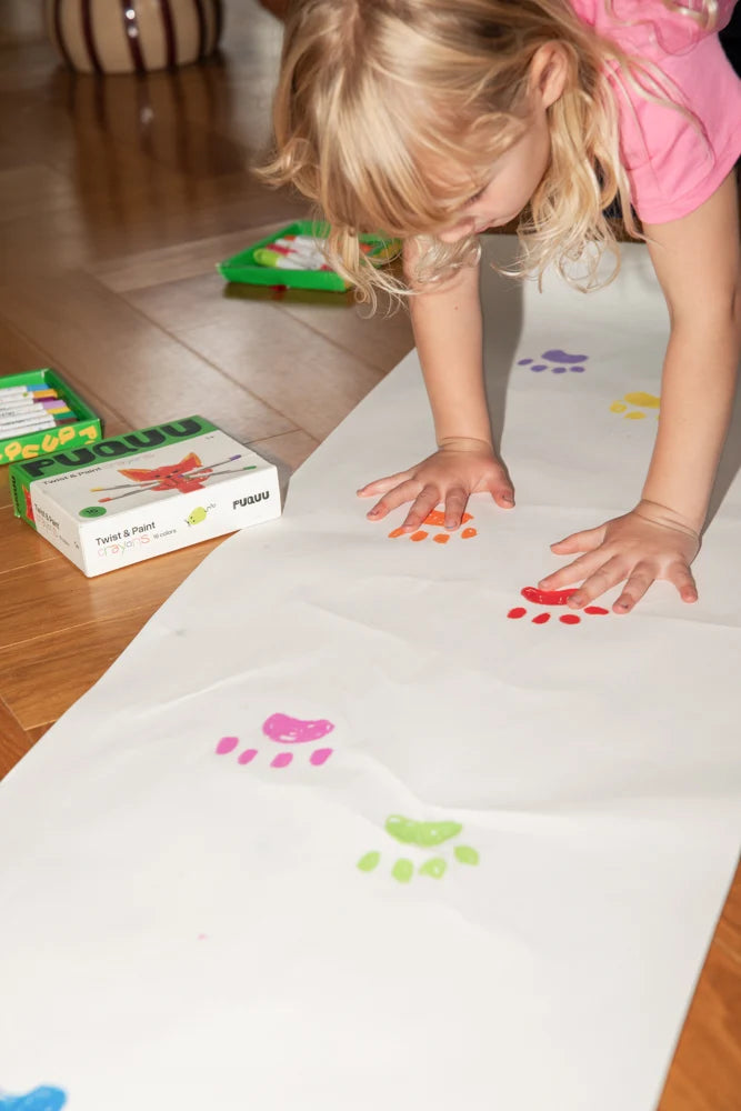 Kredki Twist & Paint Crayons 16 szt. - PUQUU