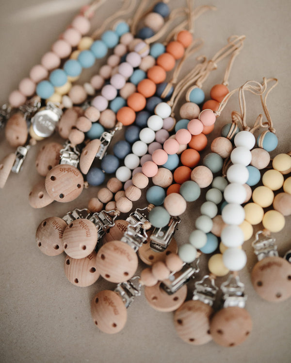 Koralikowa zawieszka do smoczka Halo Powder