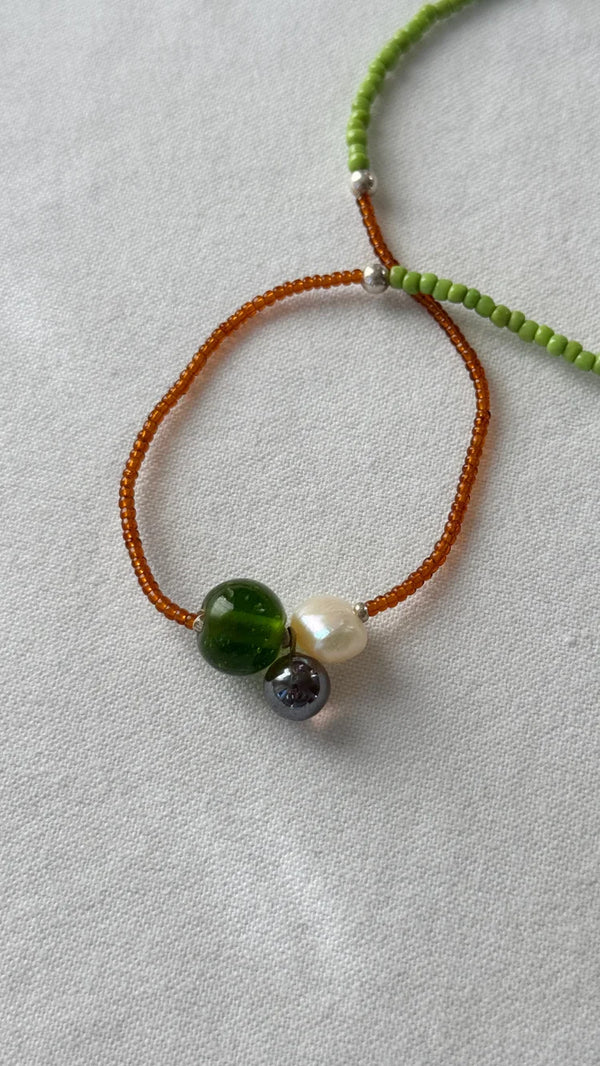 Naszyjnik Glass and Pearl Pendant Necklace green