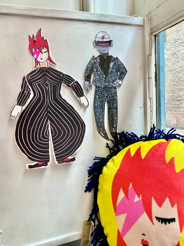 Zestaw DIY Lalka z papieru Daft Doll