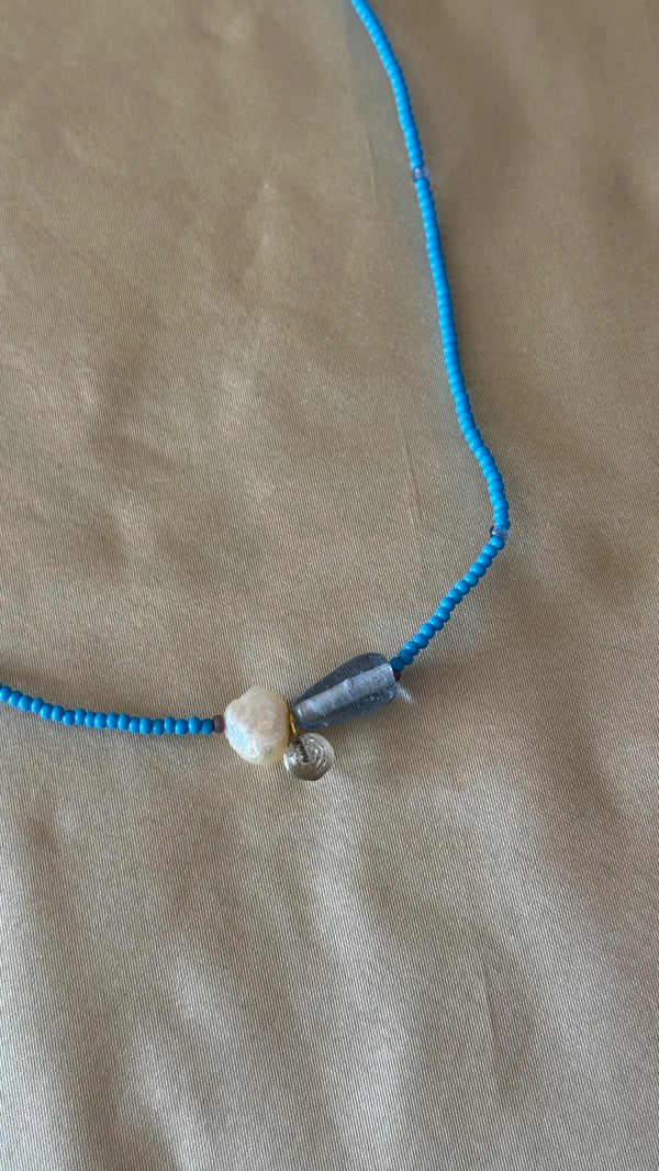 Naszyjnik Glass and Pearl Necklace Blue