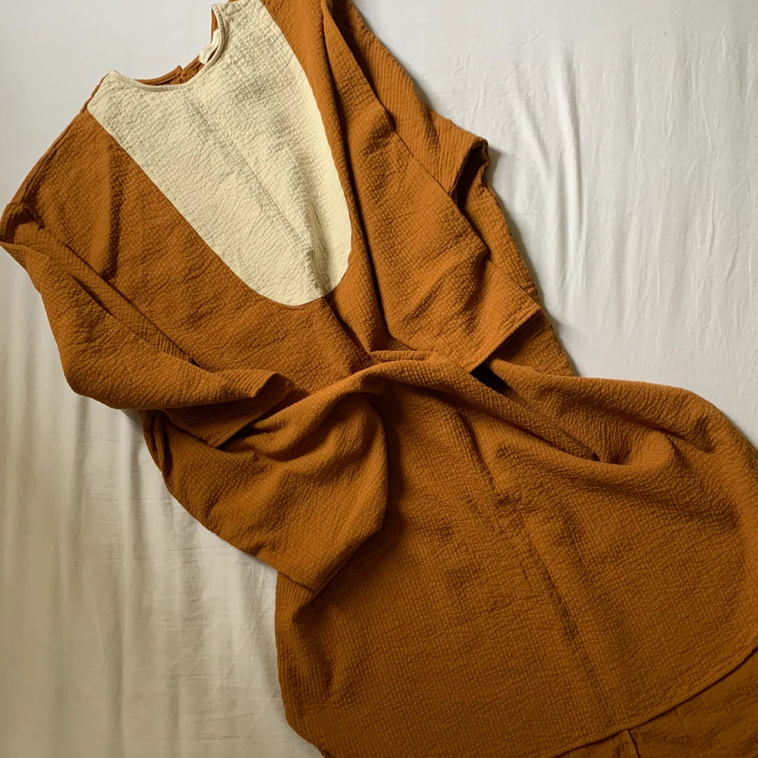 Sukienka November Maxi Dress caramel OS