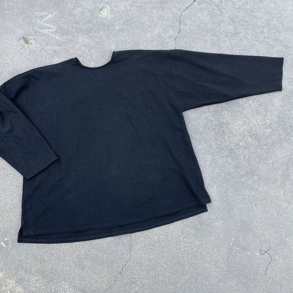 Top Easy black
