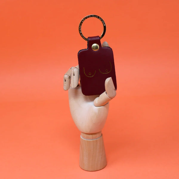 Brelok Boobs oxblood