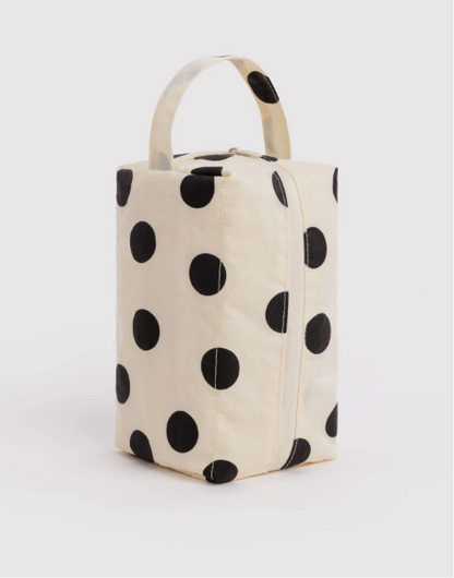 Kosmetyczka Dopp Kit Cream and Black Polka Dot