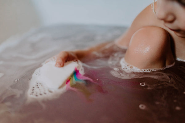 Tęczowe Chmurki do Kąpieli dla Dzieci