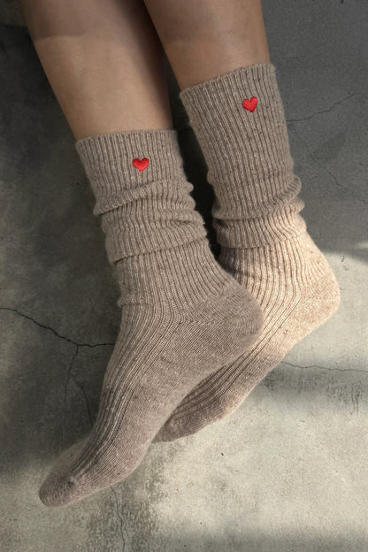 Skarpety Embroidered Snow Socks Tan + Heart