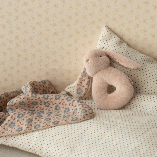 Zestaw z Grzechotką Króliczek powder